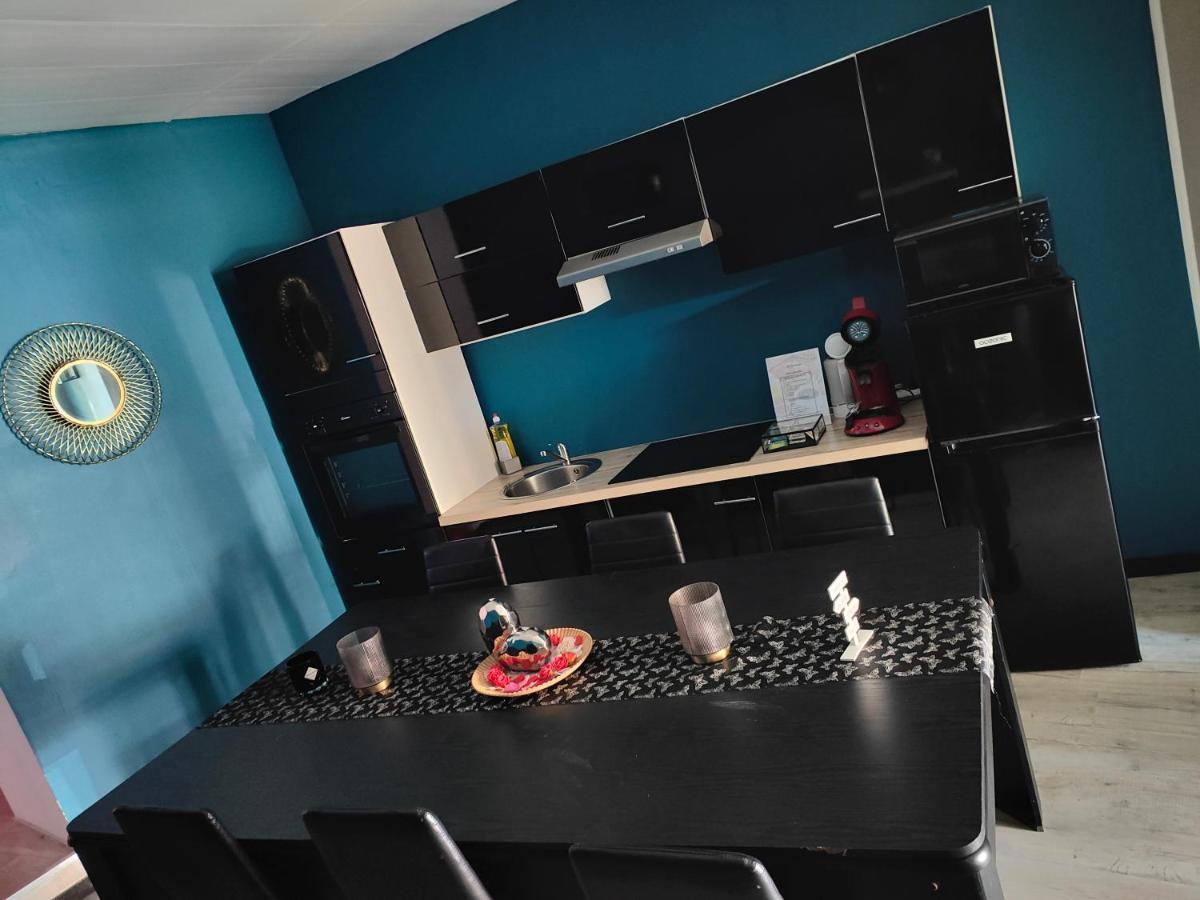 Logement Privatif Avec Jacuzzi Apartman Bergues Kültér fotó